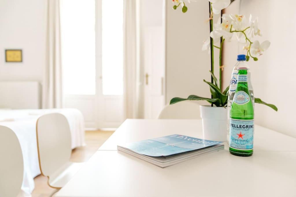 Smart Appart - Gare Du Midi Bryssel Rum bild